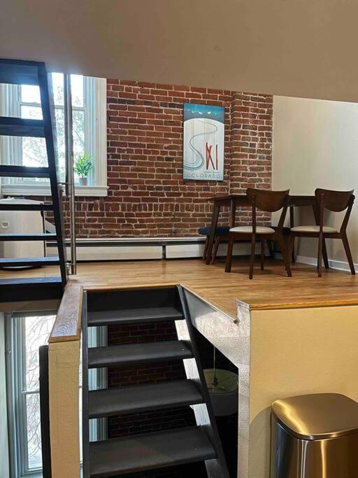 Апартаменты Affordable & Chic Rino/Lodo/Dtown Loft- Walkable Денвер Экстерьер фото